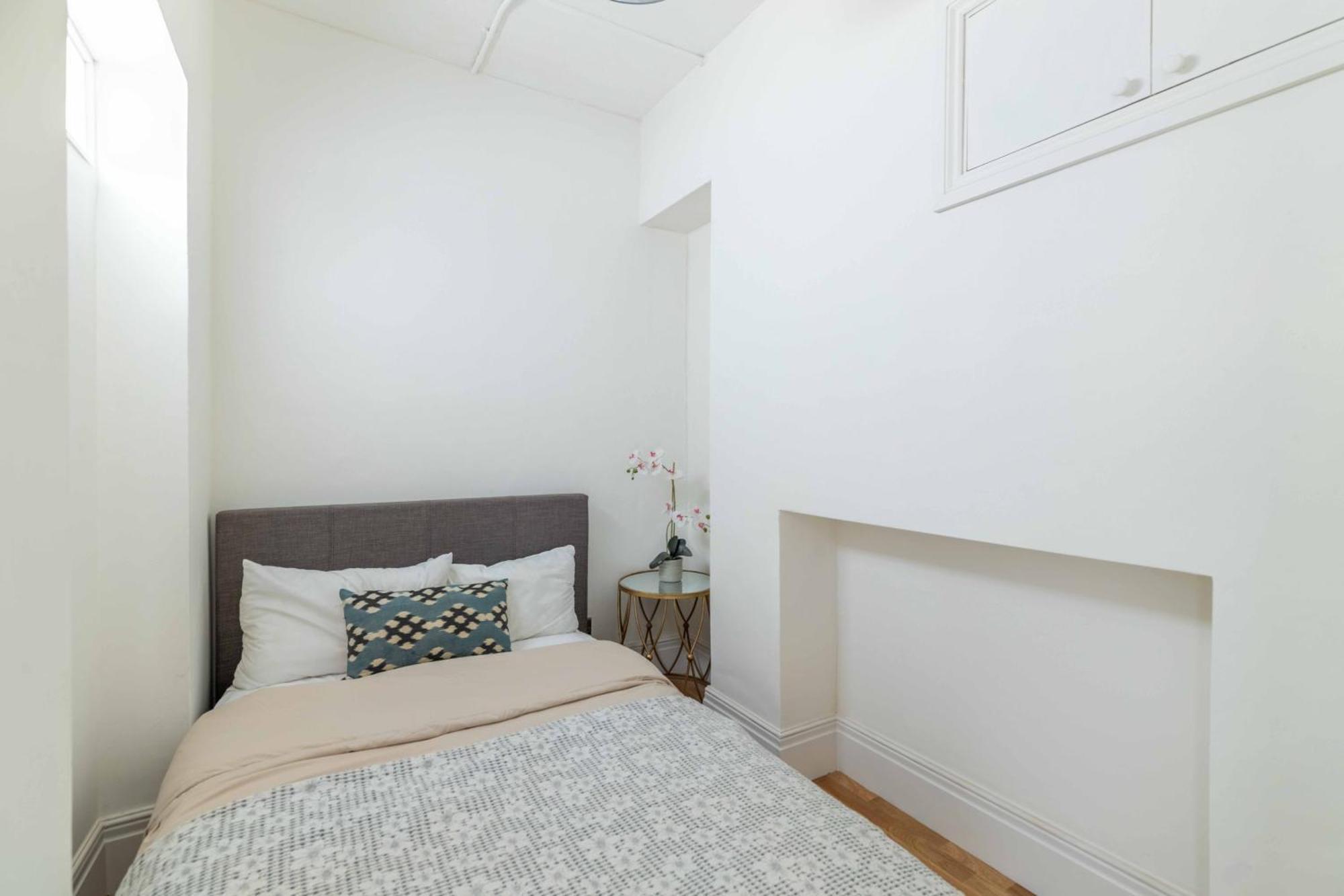 Renovu Premium Homes In Kensington Лондон Экстерьер фото