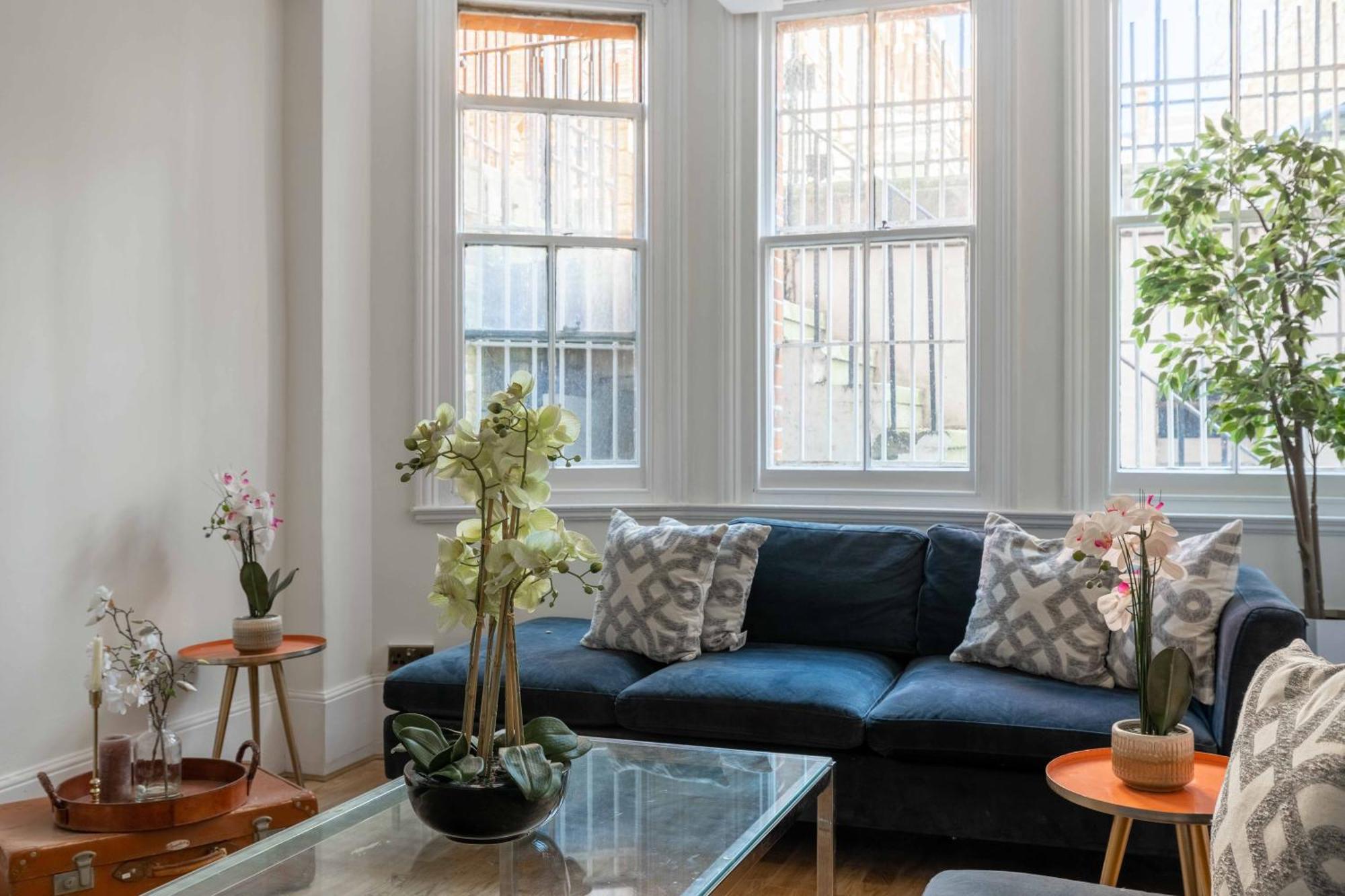 Renovu Premium Homes In Kensington Лондон Экстерьер фото