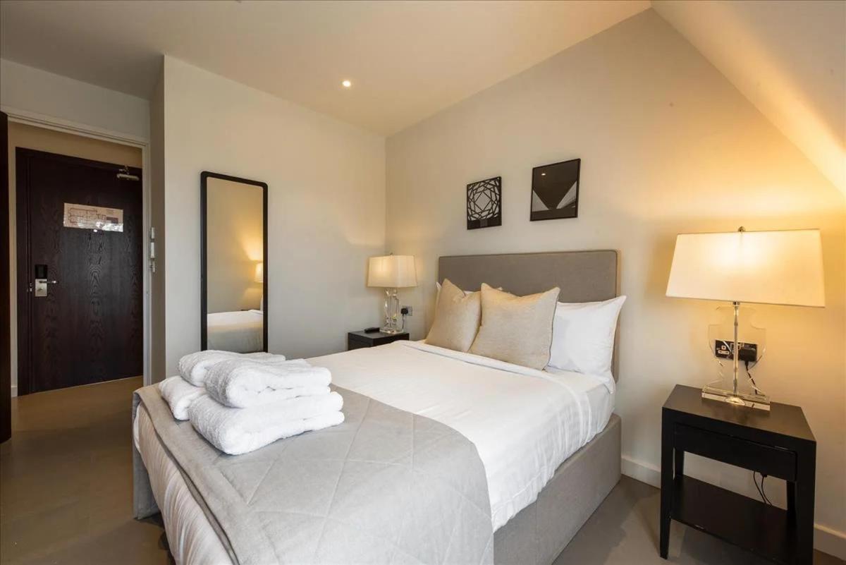 Renovu Premium Homes In Kensington Лондон Экстерьер фото